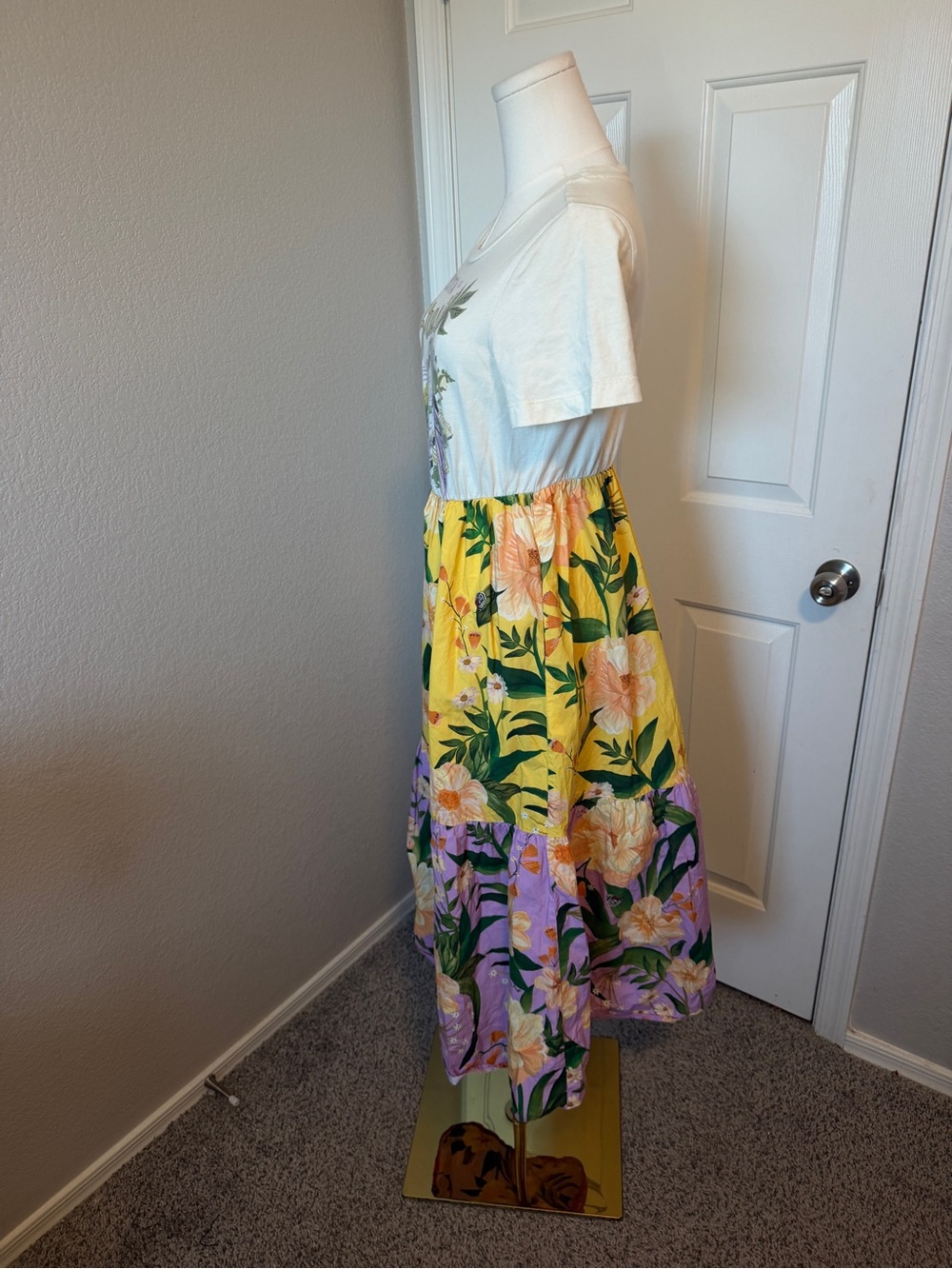 Farm Rio Tiered Maxi Shirt Dress features a graphic "Feita de Brasil" - Picture 3 of 6